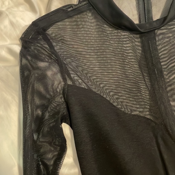 CHIC BLACK LONG SLEEVE MESH MINI DRESS - Picture 3 of 4